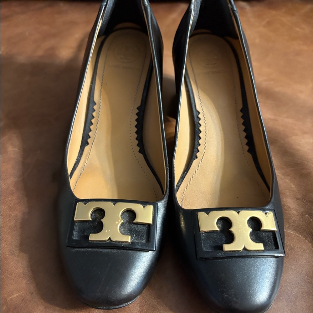 Tory Burch Black Leather Gigi T Logo Block Heels